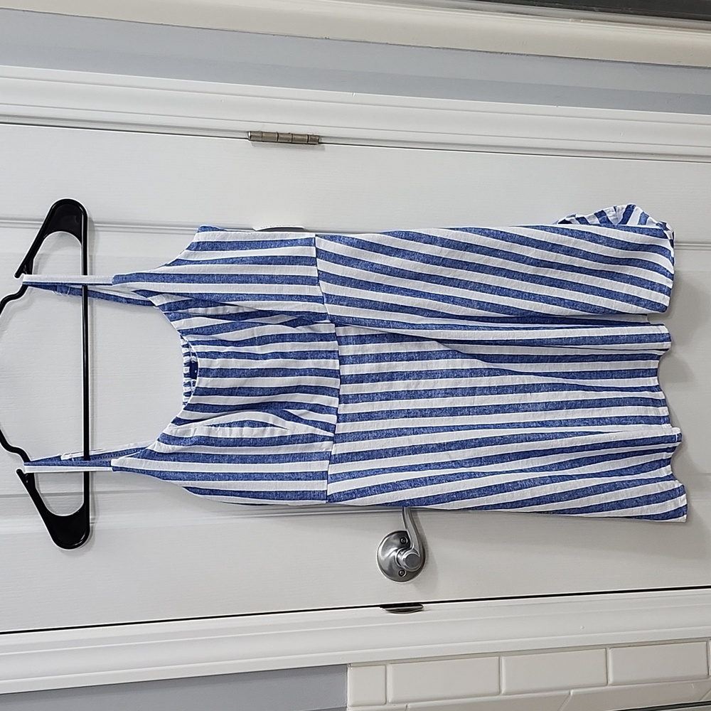 Chic Striped Sleeveless Dress